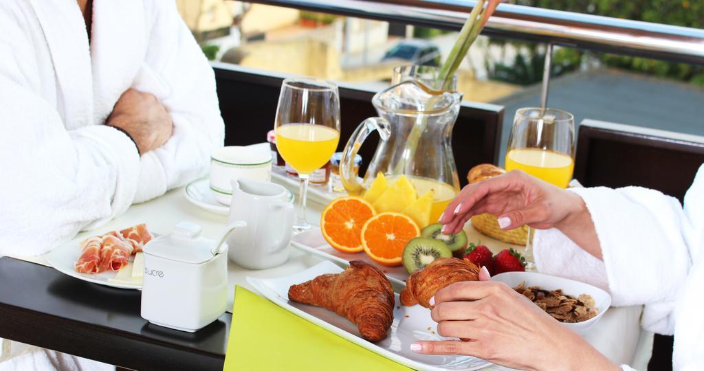 Montaltmar Hotel Sant Vicenc de Montalt Ngoại thất bức ảnh